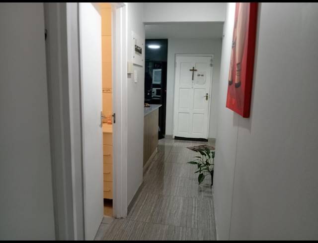 2 BEDROOM TOWNHOUSE FOR SALE IN THE WOLDS